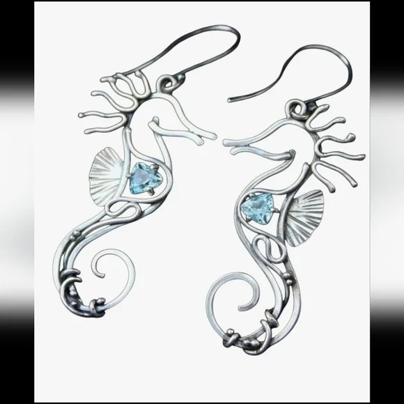 Ethnic Silver Color Metal Leaf Women's Earring Vintage Round Inlaid Green Long P - Picture 2 of 2